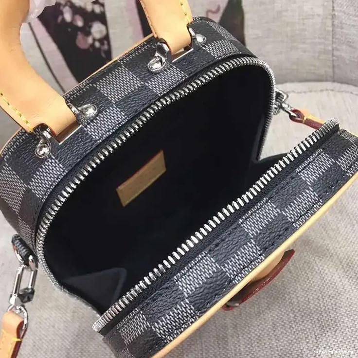 Fashionrepsfam ru LV Bags 1906BL0059 0516